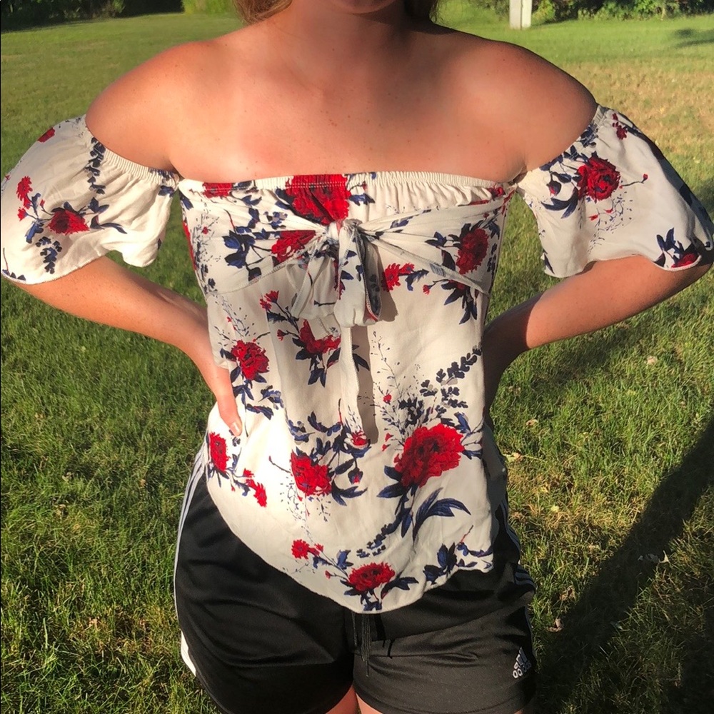 Strapless top